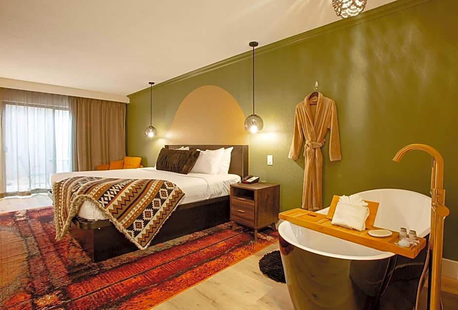 King Suite with Soaking Tub and Patio