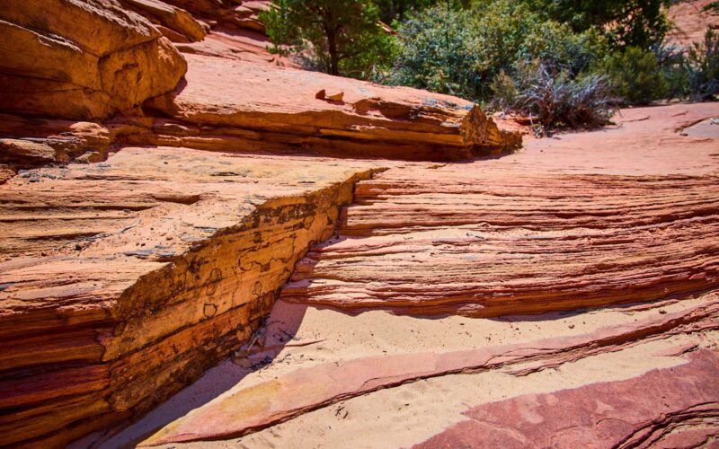 Sedona Red Rocks: Why They’re Actually Red (The 280-Million-Year Story)